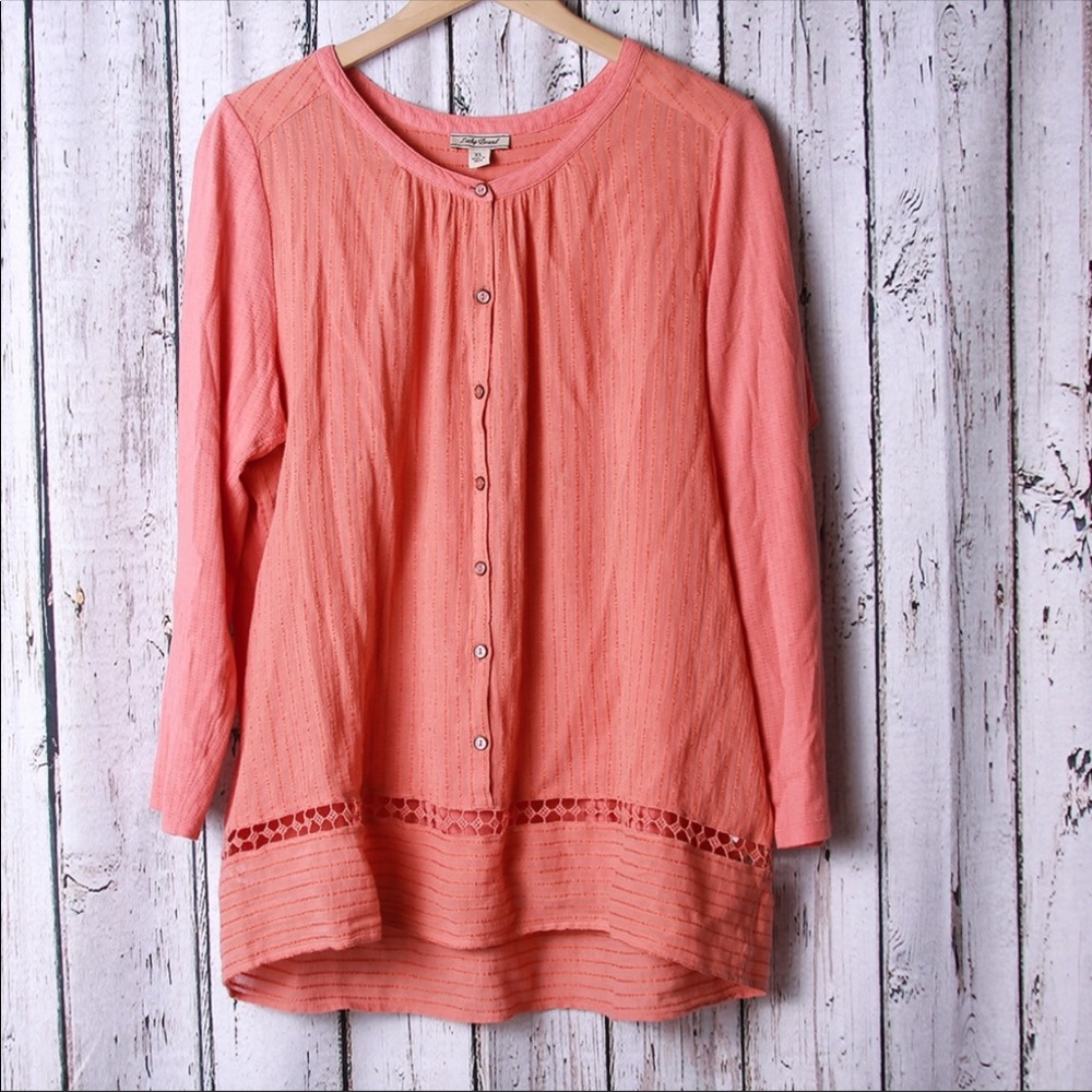 Lucky Brand Blouse- gently used! Pet/Smoke free